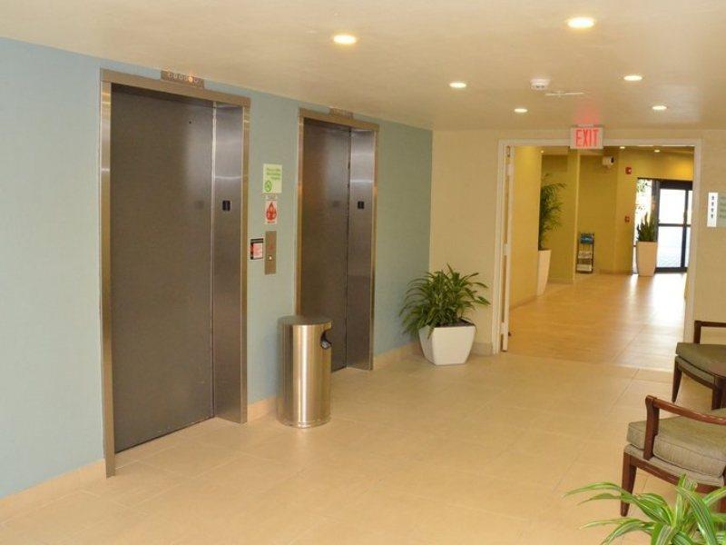 Holiday Inn - Fort Myers - Downtown Area By Ihg Екстер'єр фото